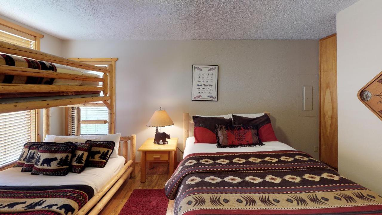Streamside Retreat On The River With High Speed Wifi And Ac Red River Exterior foto